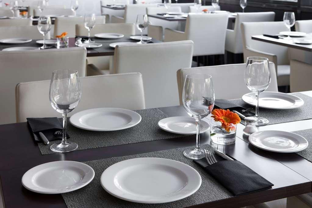 Hotel Nh Ribera Del Manzanares Madrid Restaurant foto